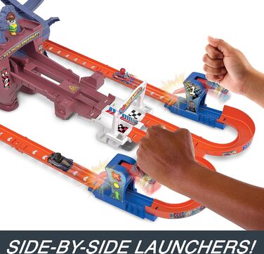 Гоночний трек з павутинням Людини-павука, 1 литий автомобіль з павучихи Гвен та 1 литий автомобіль з Людини-павука, швидкий старт,