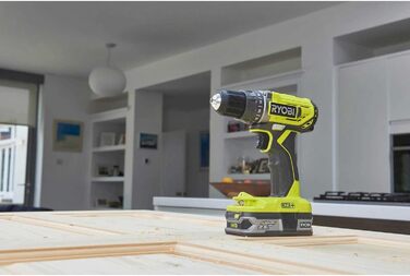 Двошвидкісний акумуляторний дриль-шуруповерт Ryobi