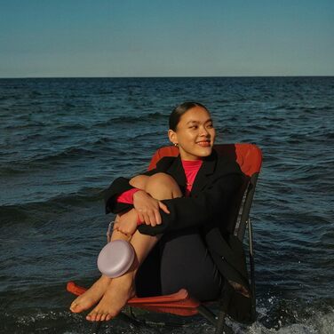 Бездротова портативна водонепроникна Bluetooth-колонка IP67 зі звуком на 360 градусів, голосовим помічником Alexa та спікерфоном,