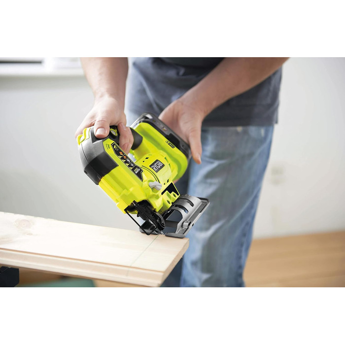 Акумуляторний лобзик RYOBI 18 В ONE R18JS-0 (макс. глибина різання деревини 101 мм, довжина ходу 25 мм, безступінчасте регулювання