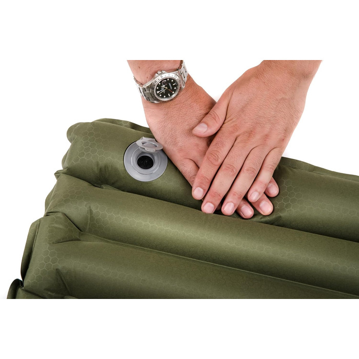 Надувний матрац Snugpak з ножним насосом, оливково-зелений.