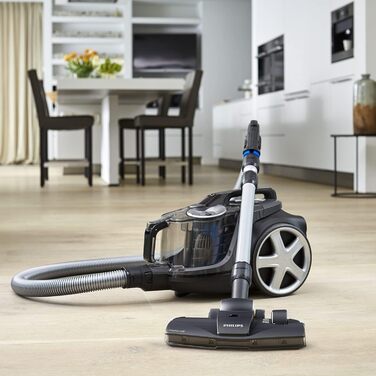 Пилосос без мішка, насадка TriActive LED, фільтр від алергії, 900 Вт) глянцевий чорний - FC9747/09 TriActive LED насадка 2 л, 7000