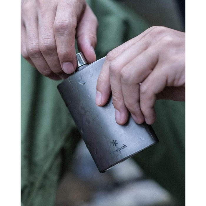 Питна пляшка Snow Peak Medium Titanium Flask