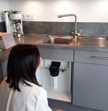 Фільтр для води преміум-класу під раковиною, 8 л/хв, видаляє 100 забруднюючих речовин, висока продуктивність, окремий кран не потрібен, екологічний дизайн, зроблено в Німеччині