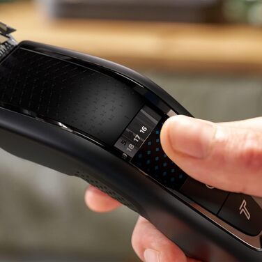 Машинка для стрижки волосся Philips Hair Clipper Series 7000 з технологією Trim-n-Flow (модель HC7650/15)