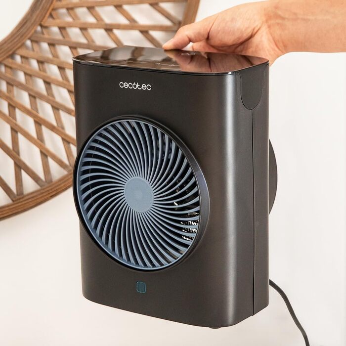 Енергоощадний обігрівач Cecotec ReadyWarm 2070 Max Force Smart, 2000 Вт, 2 рівні потужності, 3 режими, LED-дисплей, пульт ДК, регульований термостат, система безпеки, чорний