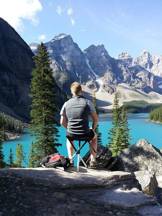 Табурет Walkstool - Базова модель - Складаний стілець на 3 ніжках з алюмінію - Складаний - 2 моделі на вибір з фіксованою висотою сидіння 50 та 60 см - Вантажопідйомність від 150 до 175 кг - Виготовлено у Швеції, Чорний, 60 см, Walkstool Basic