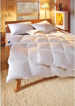 Подушка Billerbeck E04 Gold Edition 15 з жорсткою опорою - 80 x 80 см - пухова подушка, підходить для людей з алергією на пилових кліщів, з м&39яким чохлом