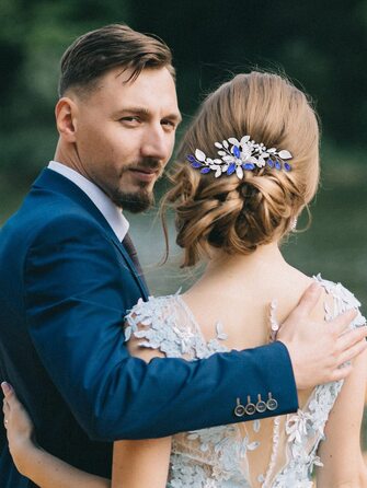 Весільний гребінець для волосся із синіми кристалами та перлинами