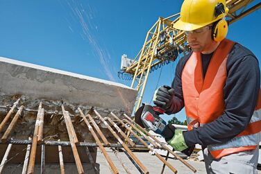 Акумуляторна кутова шліфувальна машина Bosch Professional 18V System GWX 18V-10 з X-LOCK (Ø диска 125 мм, вкл. захисний кожух, дод