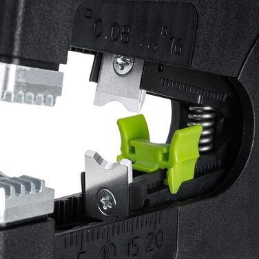 Стрипер для кабелів MultiStrip 16 (переріз від 0,08 до 16 мм, з вбудованим різаком та двокомпонентною рукояткою) 707 040