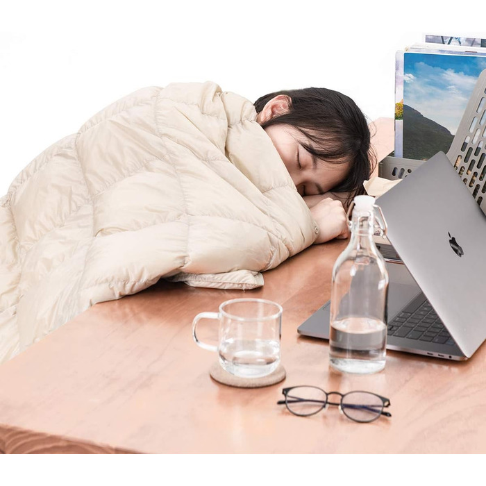 Кемпінг Маленька ковдра Гусячий пух Каппа Ковдра Пір'яний шарф Дорожня ковдра Водонепроникна легка портативна накидка-пончо для по