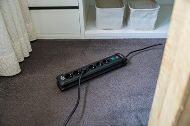 Розетка на 6 розеток (розетка на 6 розеток з вимикачем і кабелем 3 м - кут нахилу захисного контакту розеток 45, зроблено в Німечч