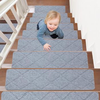 Килимки для сходів 55x19 см, самоклеючі протиковзкі килимки для сходів для використання в приміщенні, багаторазові, можна різати для дерев&39яних сходів, ідеально підходять для дітей, людей похилого віку, домашніх тварин (світло-сірі, 55x19 см), 15 шт.