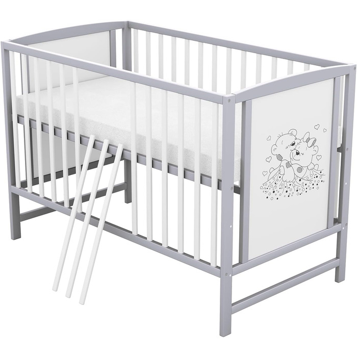 Дитяче ліжечко Baby Delux 60x120 біло-сіре з матрацом ведмежий мотив з перекладинами