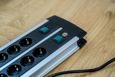 Розеткова планка Brennenstuhl Premium-Alu-Line 12-шляхова/багатошляхова розетка з високоякісного алюмінію (з 2 вимикачами на 6 роз