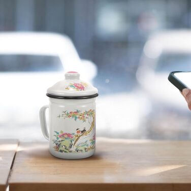 Емальована кружка з чайним ситечком та кришкою, вінтажна чашка діаметром 9 см, виготовлена з міцного емальованого матеріалу для чаю та води, побутова кружка для пиття