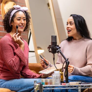 Конденсаторний мікрофон з великою діафрагмою AKG C-Serie C114 з кількома діаграмами спрямованості ідеальний для контент-мейкерів та музикантів