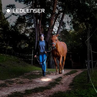 Світлодіодний налобний ліхтар Ledlenser H8R, акумуляторний від літієвої батареї 18650, 600 люмен, фокусувальний, до 120 годин роботи, червоне заднє світло, поворотний, кабель для заряджання USB, налобний