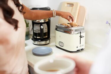 Тостер Russell Hobbs на 2 скибочки ретро з нержавіючої сталі кремовий (дисплей зворотного відліку в ретро-дизайні, в т.ч. решітка