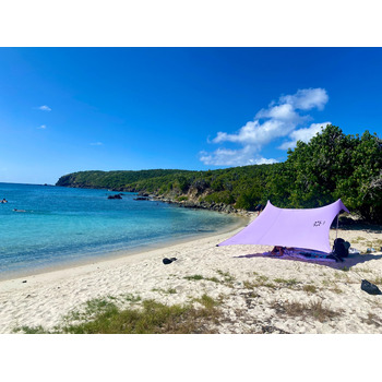Пляжний намет Neso з піщаним якорем, портативний сонцезахисний навіс, 2,1 x 2,1 м, запатентовані посилені кути (кольори веселки), лавандовий