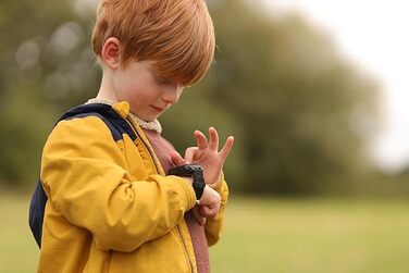 Дитячий телефон-годинник (із SIM-карткою) 4G, дзвінки, повідомлення, шкільний режим, функція SOS, GPS, камера, крокомір - вкл. безкоштовний 3-місячний контракт (ЧОРНИЙ)