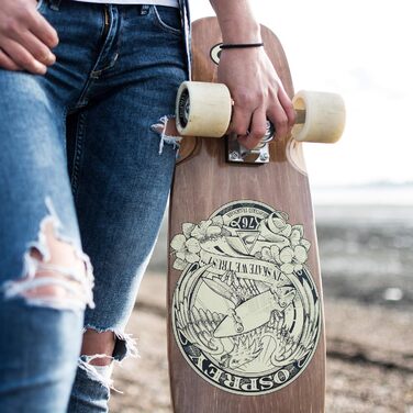 Скейтборд Osprey Single Kick Tail Cruiser In Skate We Trust Brown 27.5" міні-круїзер 70 см old school single kick 7-шаровий канадський клен ABEC-7 PU колеса 60x51 мм для новачків профі In Skate We Trust дизайн оригінал Великобританія 2025