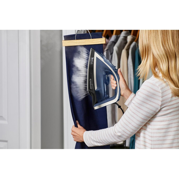 Парова праска Tefal FV6846E1 Ultragliss Plus проти накипу 2800 Вт знімний колектор для накипу 50 г/хв. безперервна подача пари 260