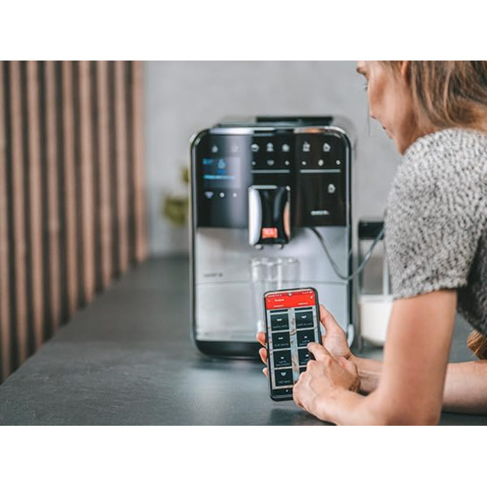 Повністю автоматична кавомашина з молочною системою, кавоварка з кавомолкою, наприклад, для капучино або еспресо, можливе керування додатком, срібляста/чорна срібляста повністю автоматична кавоварка одинарна