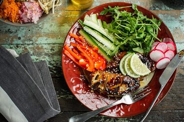 Розмір 24х17см - на 3 порції Compact Steel Red (для м'яса, риби та овочів, паніні та бутербродниці, зменшує до 42 жиру)25030-56 Компактний одинарний