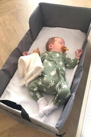 Складне дитяче ліжечко для подорожей з матрацом - надзвичайно легке, компактне, кишені з боків, 41 x 74 см (у зібраному вигляді) / 41 x 26 см (у складеному вигляді), 100 поліестер, чорний/сірий