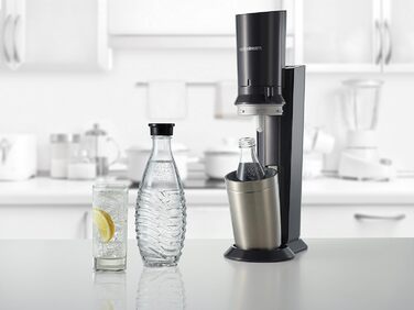 Зі скляною пляшкою для газованої води, яку можна мити в посудомийній машині, включаючи 1 циліндр і 1 скляний графин 0,6 л Колір титан/срібло, матова сталь, титан/срібло 130 см З 1 графином, 2.0