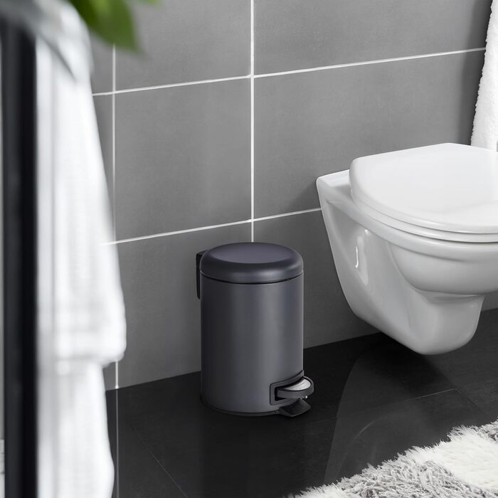 Педальний кошик для косметики WENKO Leman чорний