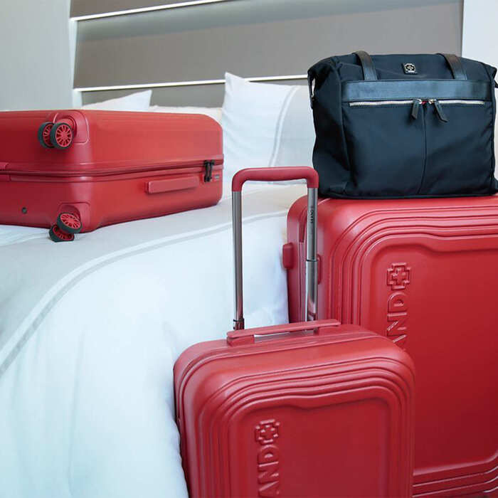 Валіза Swissbrand London (M) Red (SWB_LHLON201M)