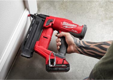 Паливний цвяходер Milwaukee MILM18FN18G0 M18 FN18GS-0X, 18 В, для фінішного покриття, 18 В