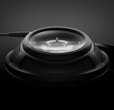 Аудіофільські референсні навушники Sennheiser HD 820 - кільцевий випромінювач зі скляним відбивачем, звукоізолюючі закриті амбушур