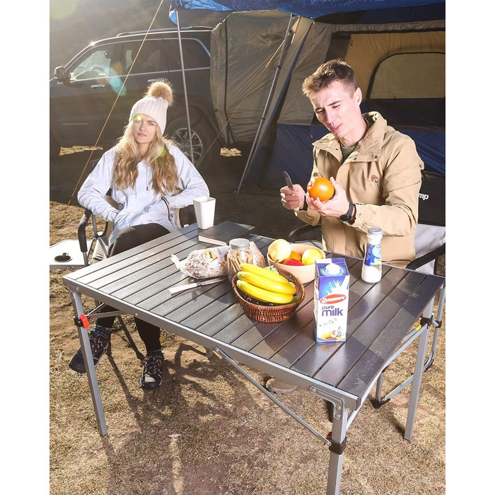 Складаний кемпінговий стіл KingCamp з алюмінієвою рамою, зсувна стільниця для 4-8 осіб, складний кемпінговий стіл з сумкою для перенесення, вантажопідйомність до 80 кг, чорний, 4 особи
