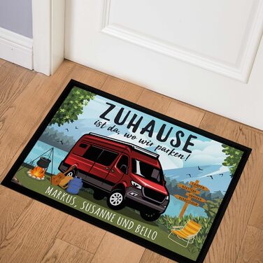 Персоналізований килимок для дверей з іменем для родини з кемпера - Дім там, де ми паркуємося - нековзний та миється - чорний - 60x40 см