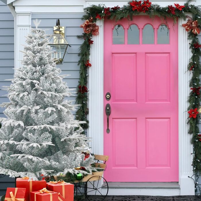 Штучна ялинка з ефектом сніжка 210 см Cityjoy