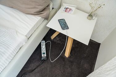 Х розетковий подовжувач (багаторозеткова розетка з вимикачем і кабелем довжиною 5 м - розташування розеток під кутом 45, зроблено