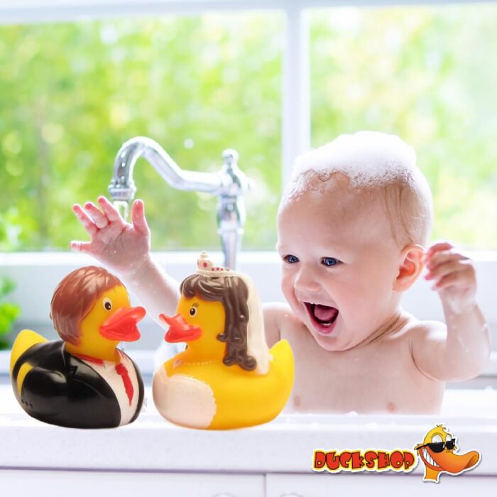 Гумова качечка I Качечка наречена - L 8 см I В комплекті брелок гумова качечка I Подарунок на весілля I Подарунок для нареченої