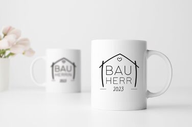 Кухоль для домовласників (2025, 2026), володіння будинком, церемонія завершення будівництва, заселення, будівельний майданчик, подарунок на день народження, будинок мрії, будівництво будинку, новий дім, ідея подарунка, подарунок для чоловіків та жінок (бі