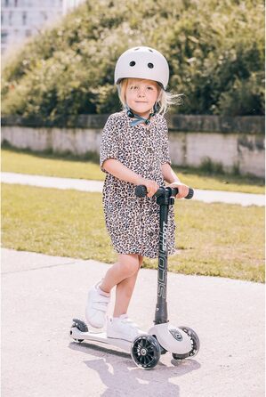 Самокат Scoot & Ride Highwaykick 3 LED самокат пластиковий/метал Еш, розміри приблизно 55 см х 15 см х 24 см, 96344 сірий