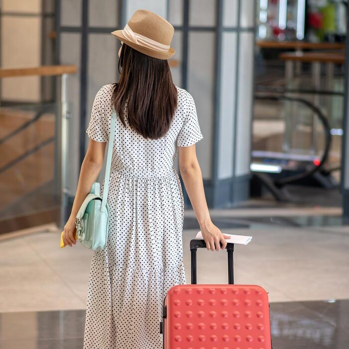 Жіноча панама, широкі козирки, солом&39яний літній капелюх-федора, солом&39яний капелюх-згорток, пляжний капелюх-згорток із УФ-захистом, короткі козирки, колір хакі з бежевим поясом