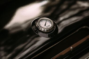 Газовий гриль Weber Traveler/Складана конструкція з колесами, автоматичним блокуванням кришки та термометром кришки, 1 конфорка, ширина 111 см, площа гриля 63 x 34 см, чорний (9010079)