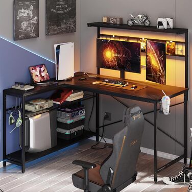 Геймерський стіл Bestier 130 см L-подібний, двосторонній кутовий стіл з розетками, світлодіодним підсвічуванням, 4 полицями, гачками та підставкою для чашок, ідеально підходить для домашнього офісу та ігор, 130 см з вуглецевого волокна, чорний