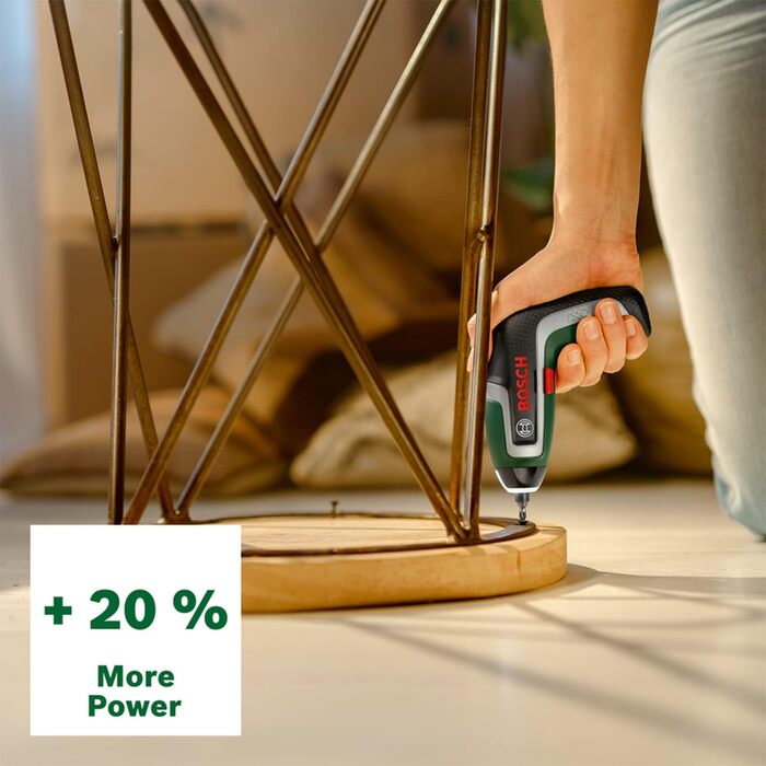 Акумуляторний шуруповерт Bosch IXO (7-е покоління 3,6 В 2,0 Ач 5,5 Нм з кабелем micro USB сумісний з насадками IXO Collection закр