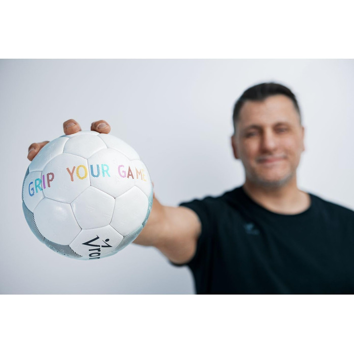 Тренувальний м&39яч Erima Vranjes 17 F7202518 Гендерно-нейтральний, холодно-сірий 1