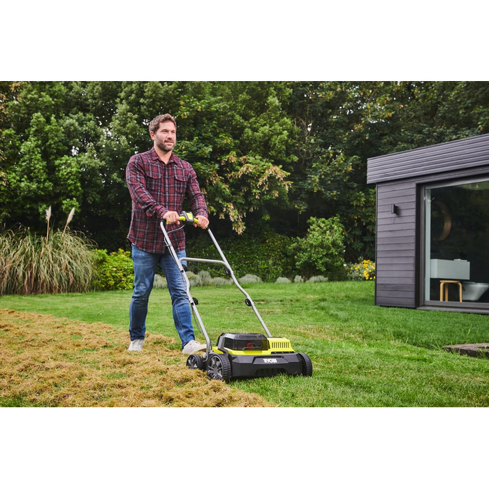 Акумуляторний вертикальний скарифікатор безщітковий RY18SFX35A-0 та аераційний валик RAC821-35 см для скарифікаторів AC/DC, 18V ONE