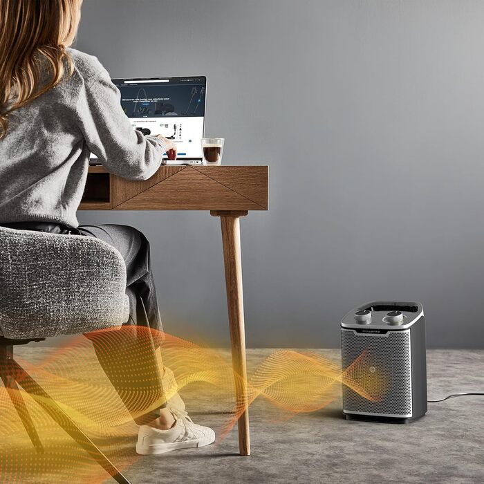 Тепловентилятор Rowenta Intense Comfort, 2 рівні потужності, керамічна технологія, компактні розміри, термостат, особливо тихий, ручка для перенесення, чорний, SO9330F0 Клас енергоспоживання A 35 кв. м Кераміка